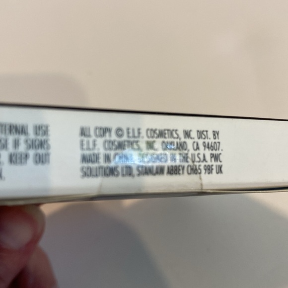 e.l.f. Dramatic Lash Kit Eyelashes & Tweezers & Black Eyeliner Pen New - Picture 4 of 10